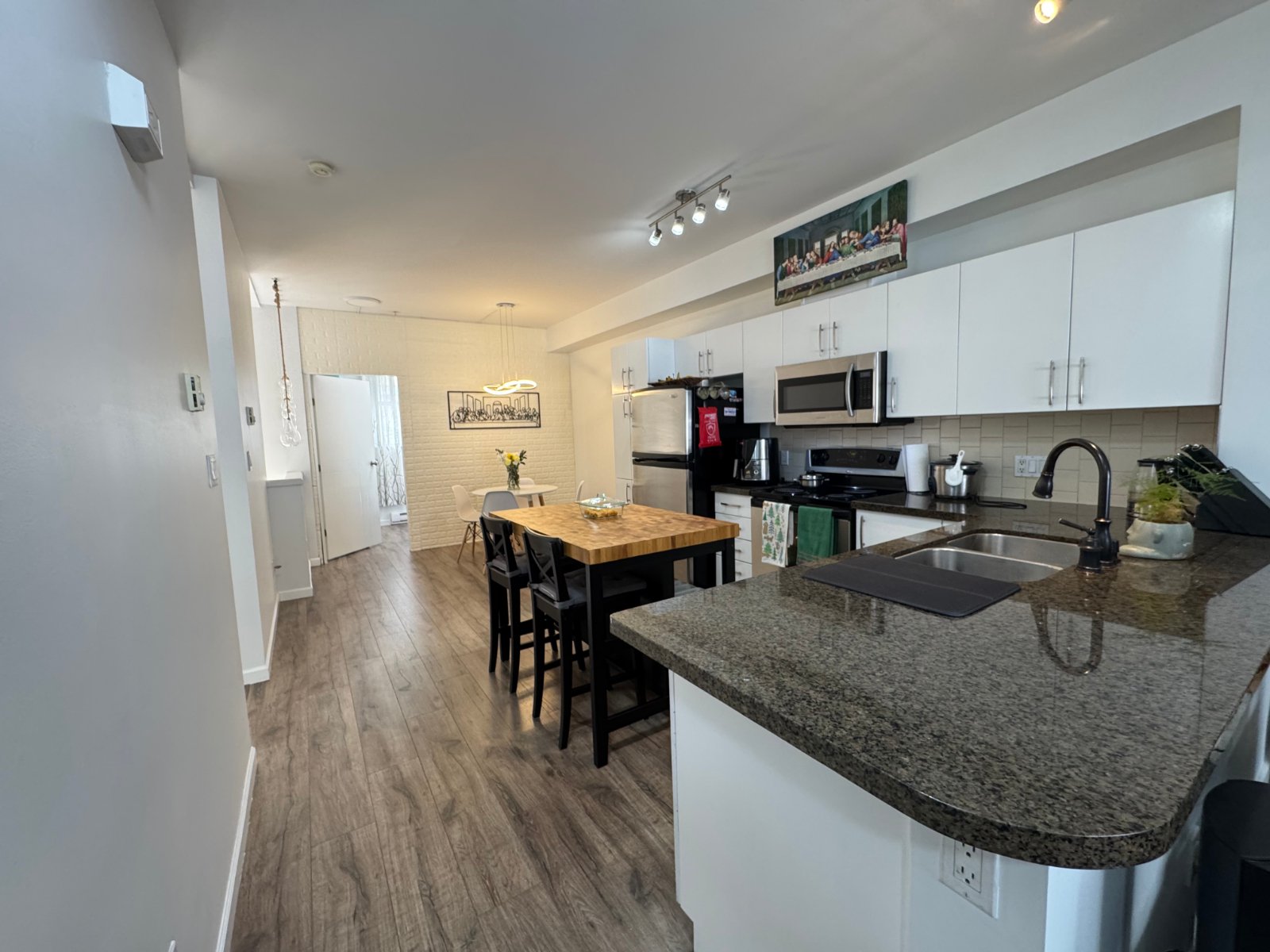 4 Bedroom Townhouse for Rent - 935 Ewen Ave, New Westminster, BC 5