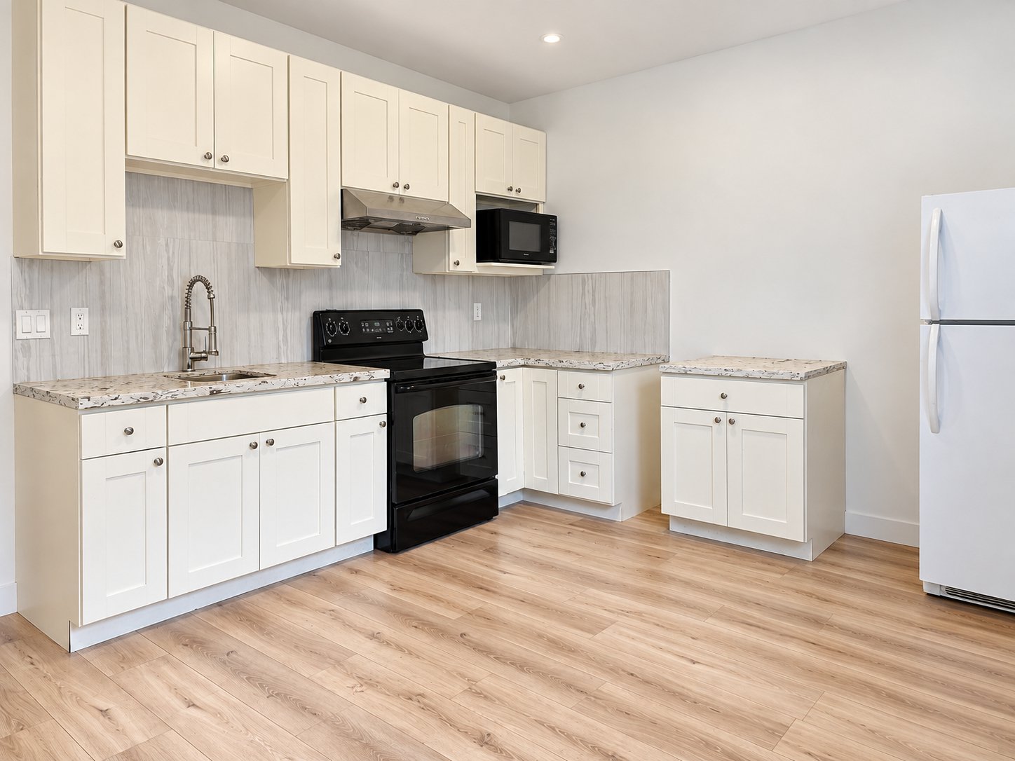 2 Bedroom Basement Suite for Rent - 4549 Parker St, Burnaby, BC 2