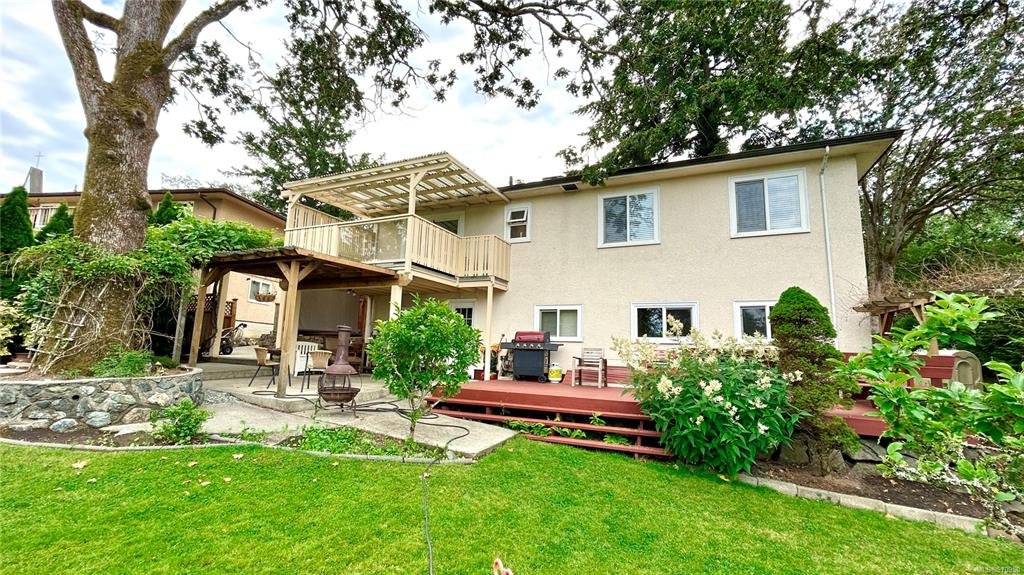 1 Bedroom Apartment for Rent - Falmouth Rd, Saanich, BC 5