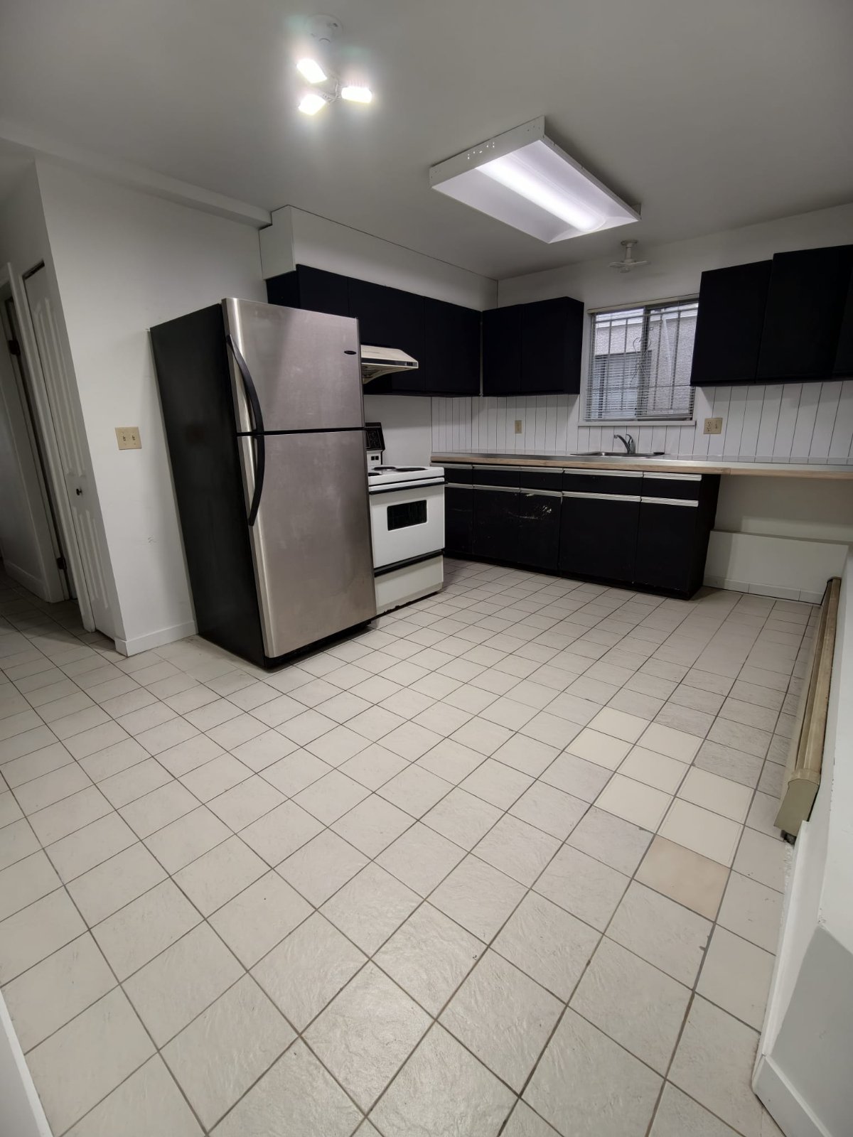 3 Bedroom Basement Suite for Rent - Nanaimo St, Vancouver, BC 2