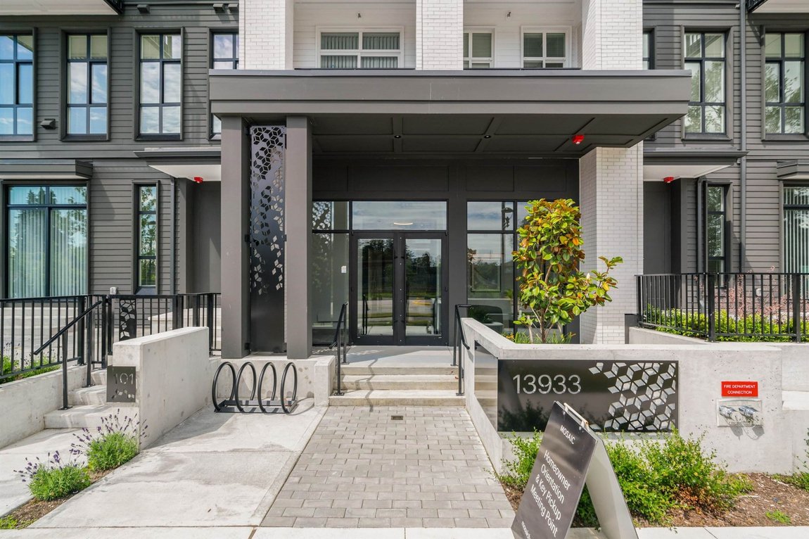 2 Bedroom Apartment for Rent - 13933 105 Blvd, Surrey, BC 2
