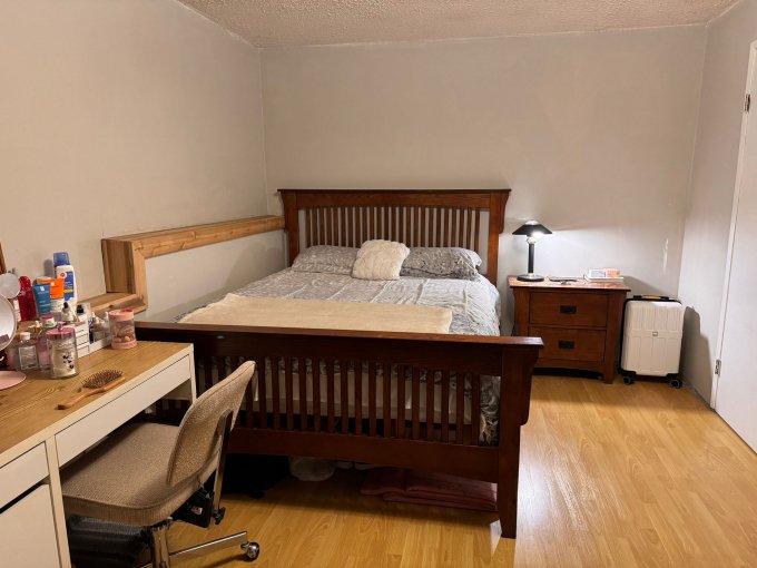 Room in House for Rent - E 39th Ave, Vancouver, BC 2
