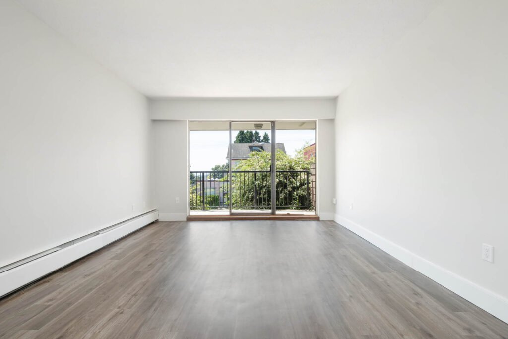 Studio Apartment for Rent - 720 Queens Ave, New Westminster, BC 4