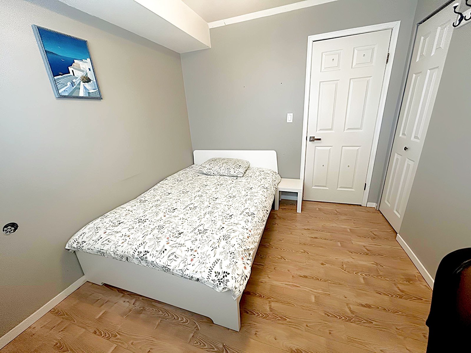 Room in House for Rent - 5659 McKinnon St, Vancouver, BC 3