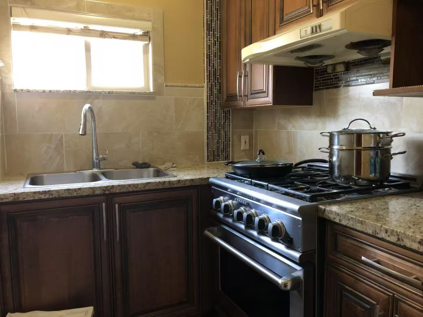 Room in House for Rent - 4387 William St, Burnaby, BC 5