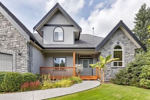 Room in House for Rent - Linton St, Coquitlam, BC 3