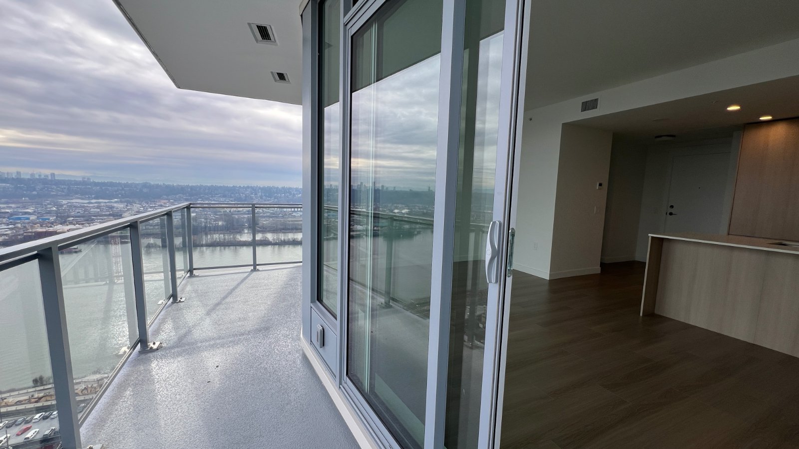 2 Bedroom Apartment for Rent - 618 Carnarvon St, New Westminster, BC 3