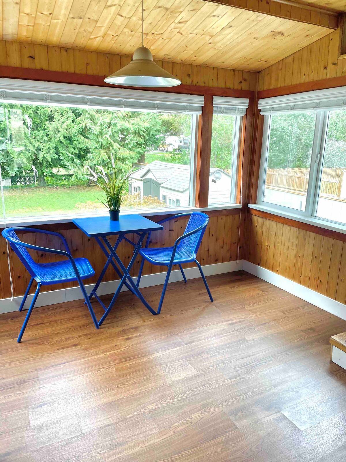 5 Bedroom House for Rent - 158 Cedar Ave, Harrison Hot Springs, BC 2