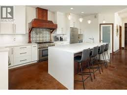 4 Bedroom House for Rent - 1107 Henderson Dr, Kelowna, BC 3