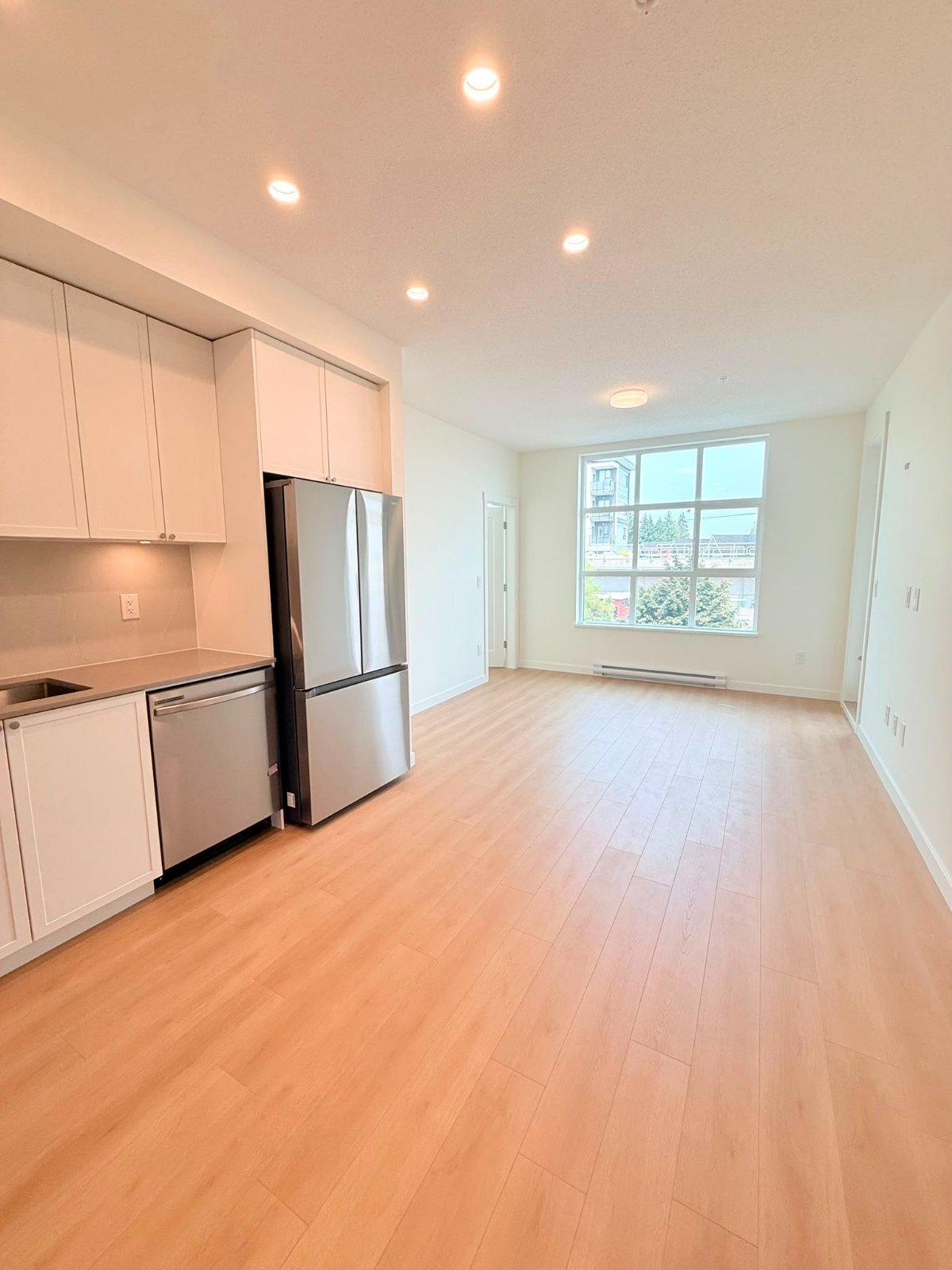 2 Bedroom Apartment for Rent - 15780 Fraser Hwy, Surrey, BC 3