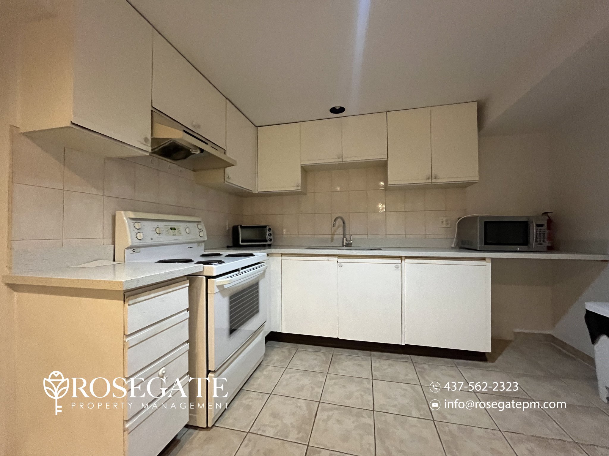 2 Bedroom Private Suite for Rent - 290 Old Orchard Circle, Oakville, ON 3