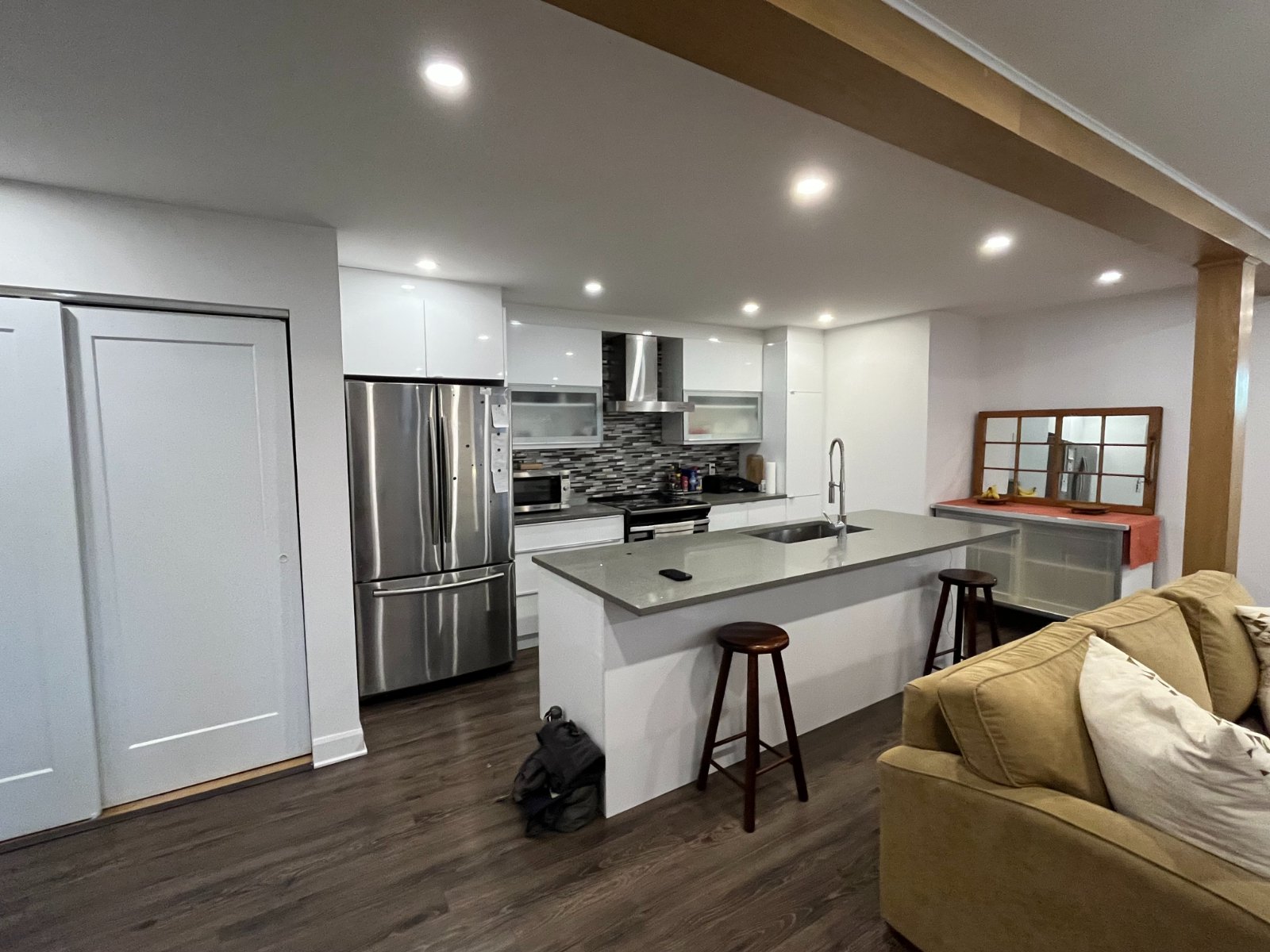 Room in Apartment for Rent - Avenue Notre-Dame-de-Grâce, Montréal, QC 3