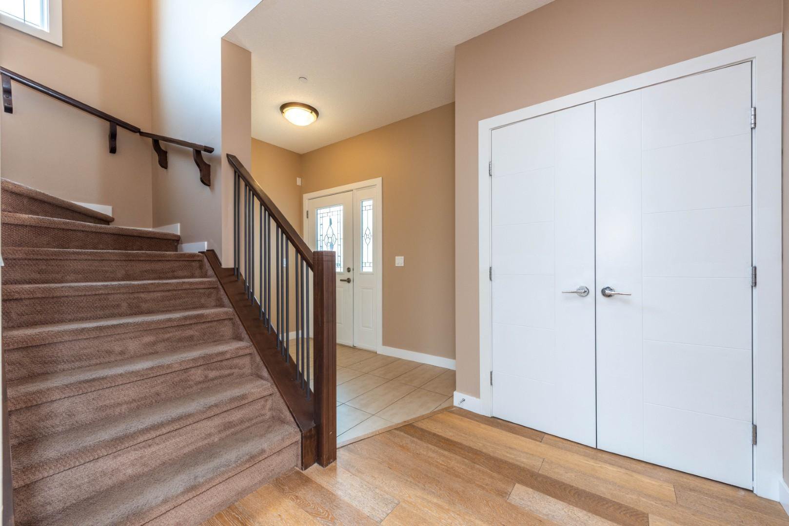 3 Bedroom House for Rent - 23 Lakewood Mews Uppr, Strathmore, AB 4