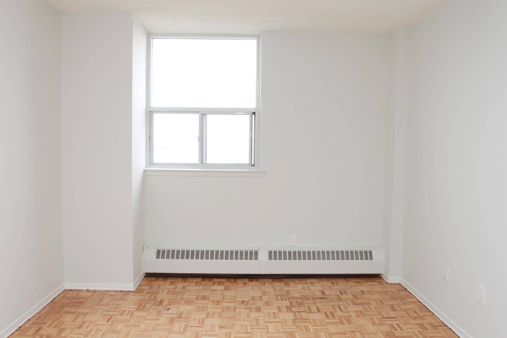 2 Bedroom Apartment for Rent - 35 Front Street South, Mississauga, ON 5