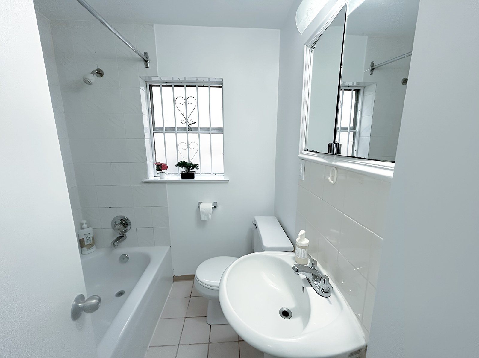 Room in House for Rent - 3470 Dundas St, Vancouver, BC 4