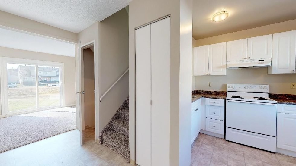 2 Bedroom Townhouse for Rent - 375 Hooper Cres NW, Edmonton, AB 5