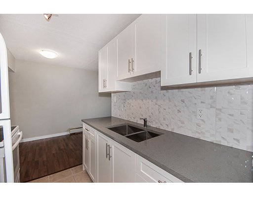 2 Bedroom Apartment for Rent - 2066 Coquitlam Ave, Port Coquitlam, BC 4