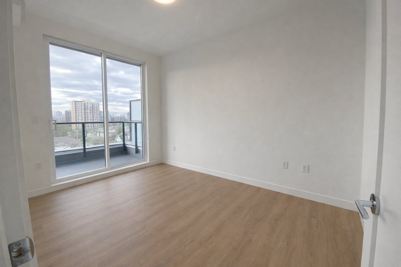 3 Bedroom Apartment for Rent - 600 Rochester Ave, Coquitlam, BC 4
