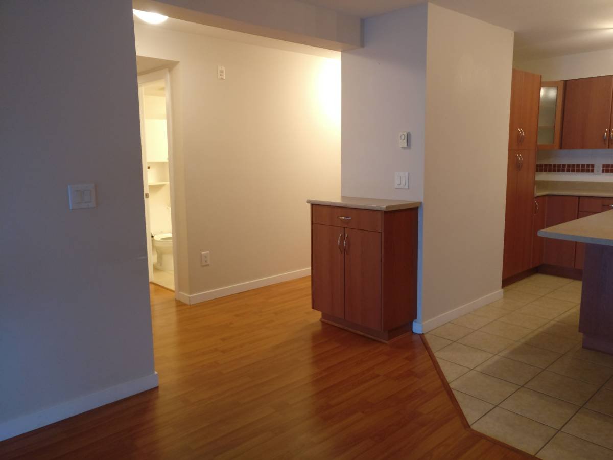 2 Bedroom Apartment for Rent - 160 Shoreline Cir, Port Moody, BC 2