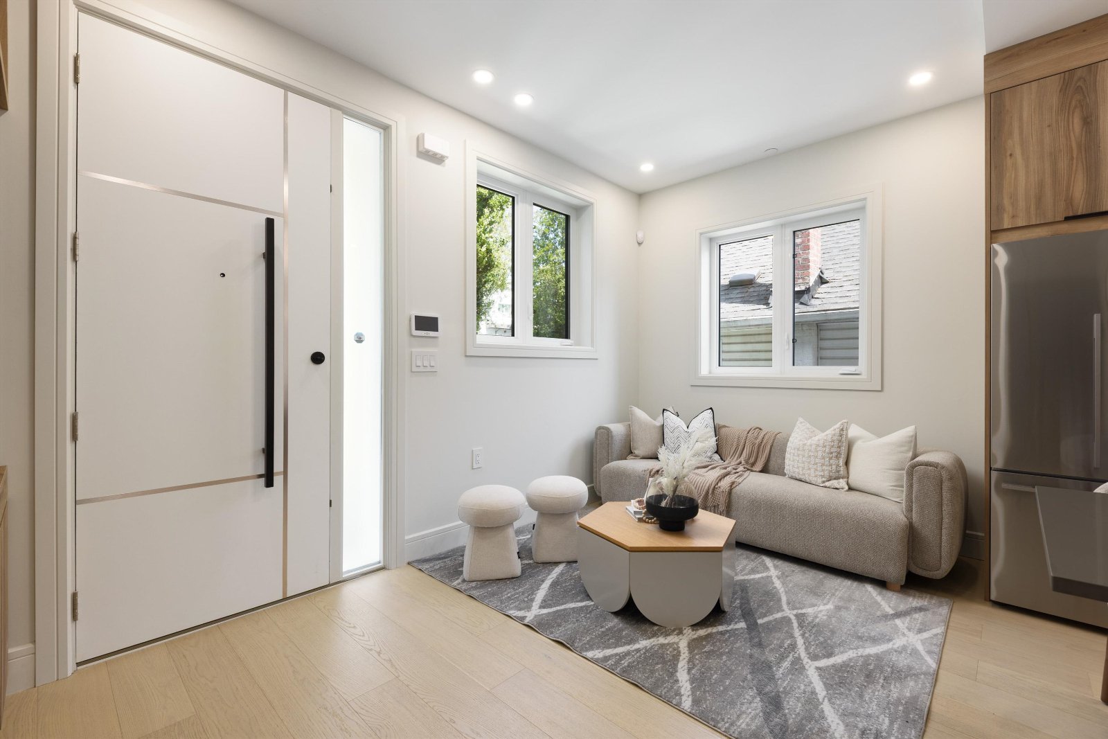 3 Bedroom Townhouse for Rent - 2066 E 1st Ave, Vancouver, BC 4