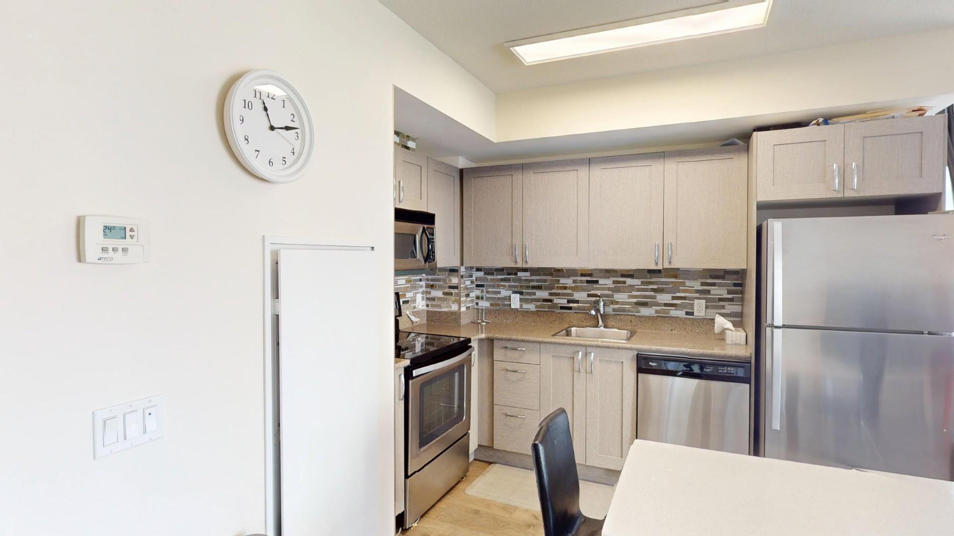 2 Bedroom Apartment for Rent - 807-10 Brentwood Common Nw, Calgary, AB 3