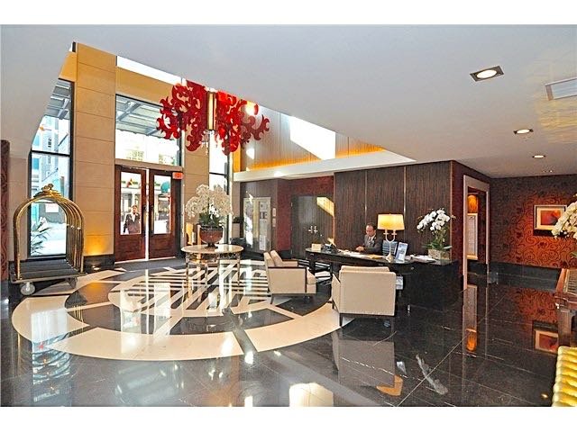 2 Bedroom Apartment for Rent - 788 Richards St, Vancouver, BC 2