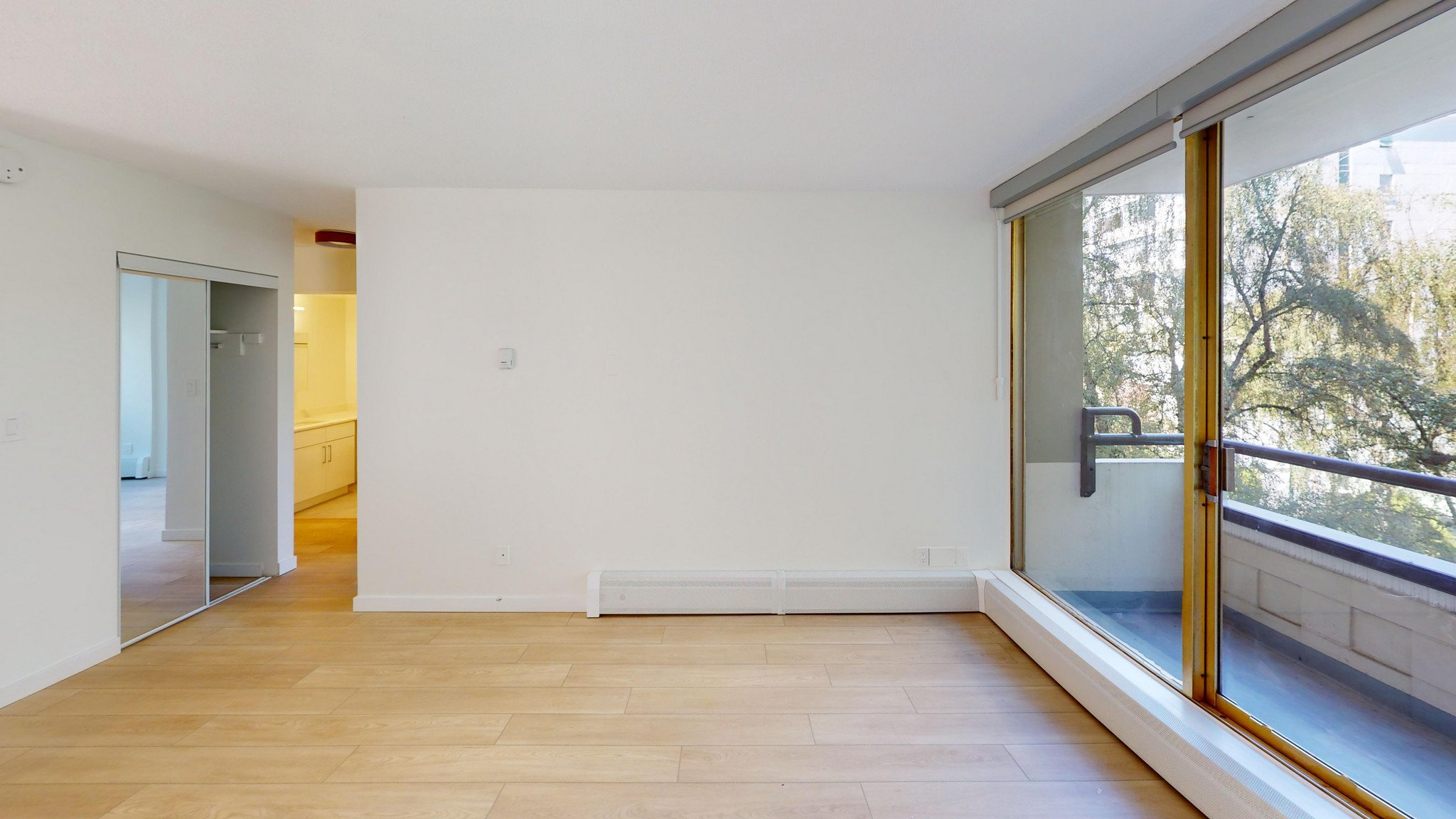 Studio Apartment for Rent - 1924 Barclay Street, Vancouver, BC 5