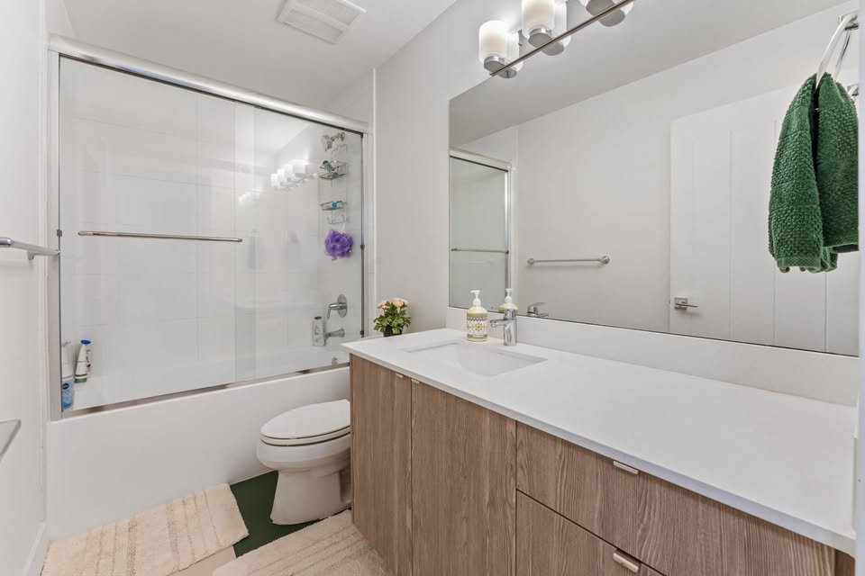 4 Bedroom Townhouse for Rent - 11188 72 Ave, Delta, BC 5