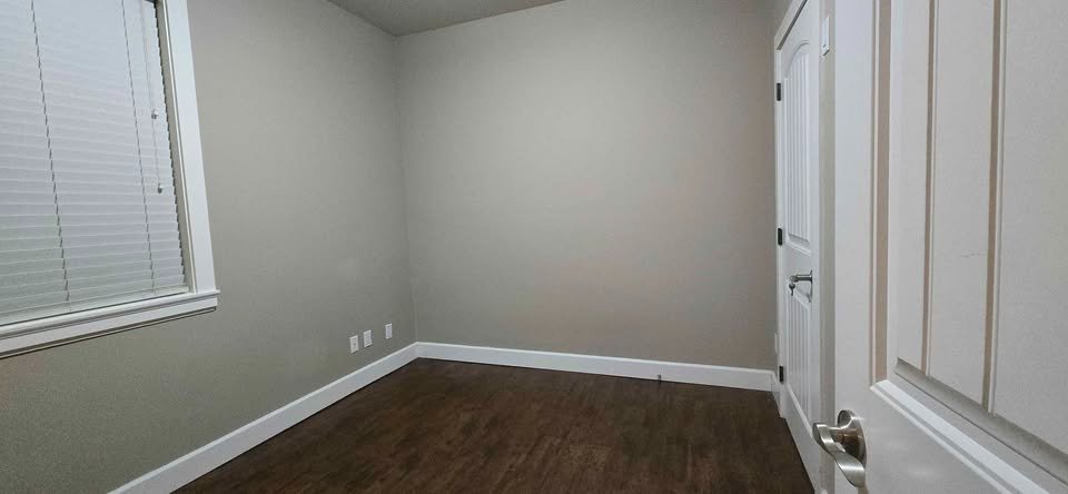 4 Bedroom House for Rent - Edgar Ave, Coquitlam, BC 4