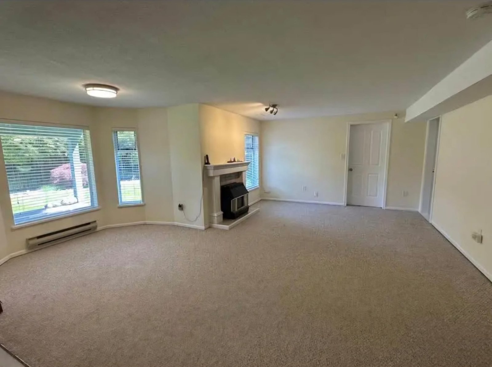 3 Bedroom Private Suite for Rent - 150 A St, Surrey, BC 3