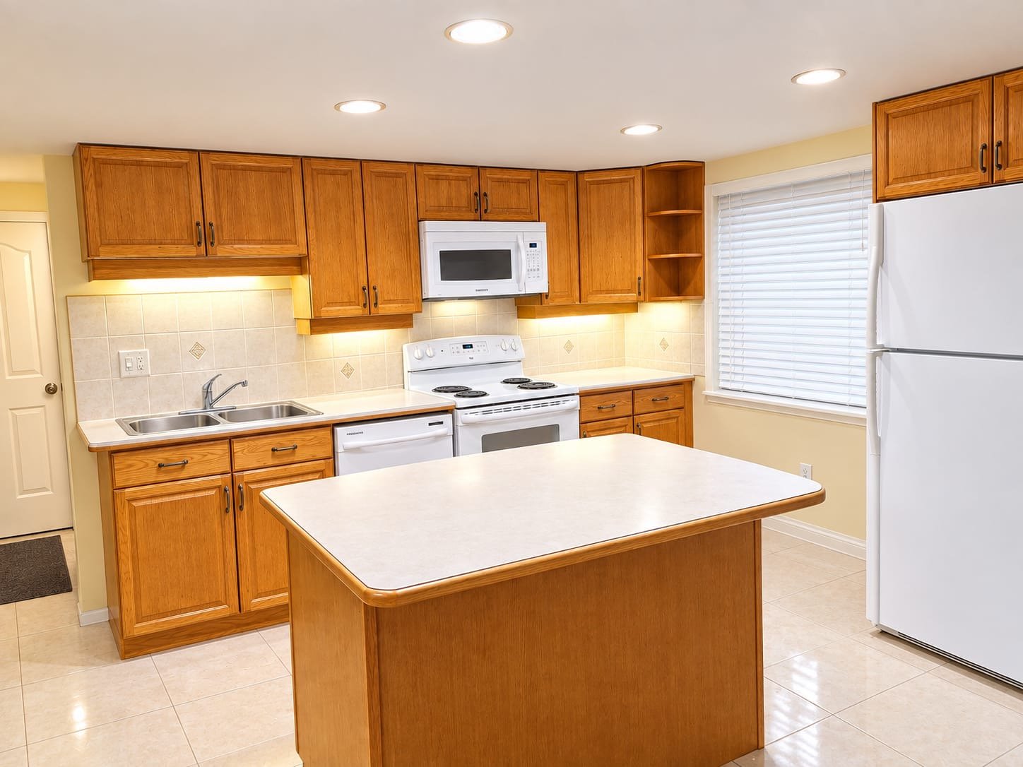 3 Bedroom Private Suite for Rent - 150 A St, Surrey, BC 2