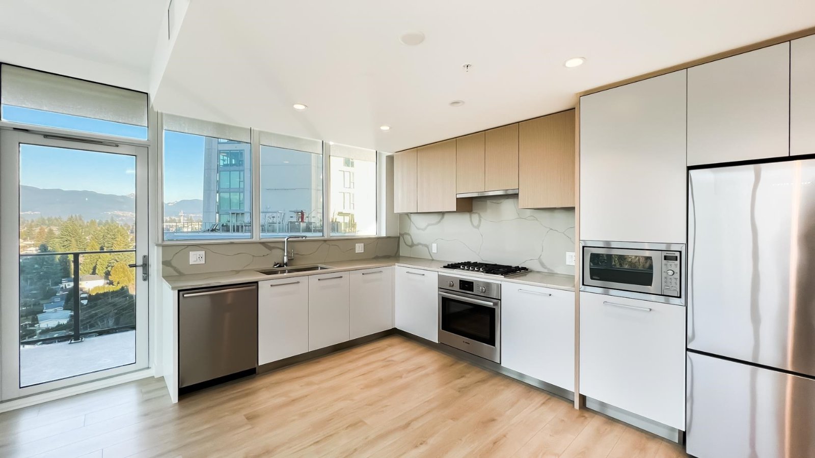 2 Bedroom Apartment for Rent - 567 Clarke Rd, Coquitlam, BC 4