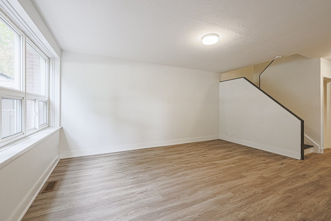 3 Bedroom Apartment for Rent - 2029 -2055 Victoria Park Avenue, TORONTO, ON 3