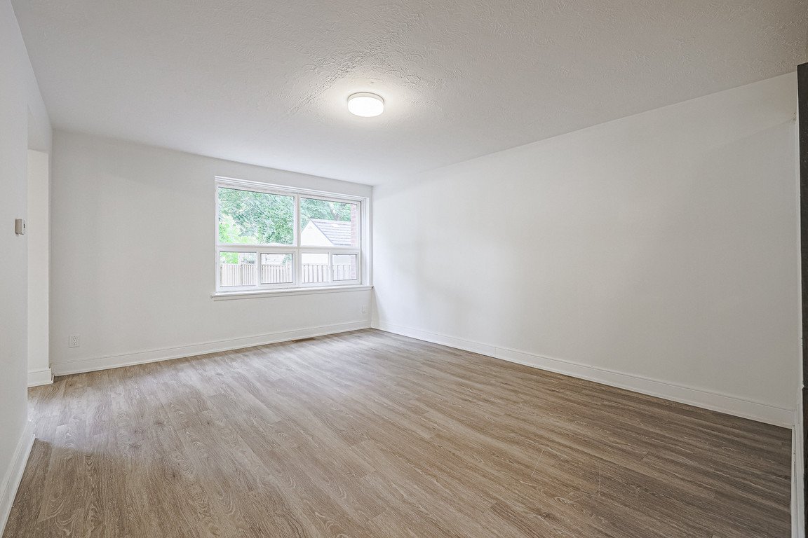 3 Bedroom Apartment for Rent - 2029 -2055 Victoria Park Avenue, TORONTO, ON 4