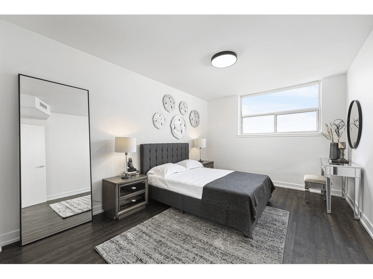 2 Bedroom Apartment for Rent - 2465 Hurontario Street, Mississauga, ON 4