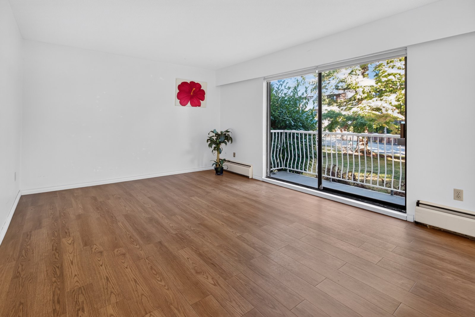 2 Bedroom Apartment for Rent - 5127 Irving Street, Burnaby, BC 4