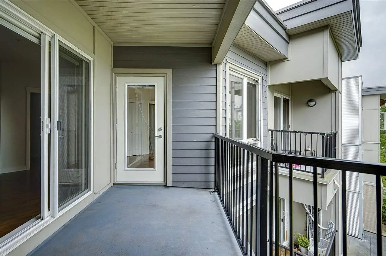 2 Bedroom Apartment for Rent - 13339 102A Ave, Surrey, BC 4
