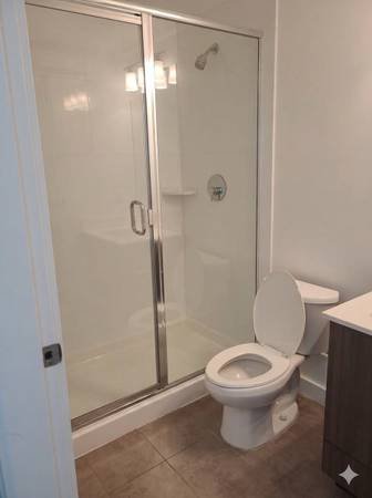 2 Bedroom Apartment for Rent - 2955 Atlantic Ave, Coquitlam, BC 4