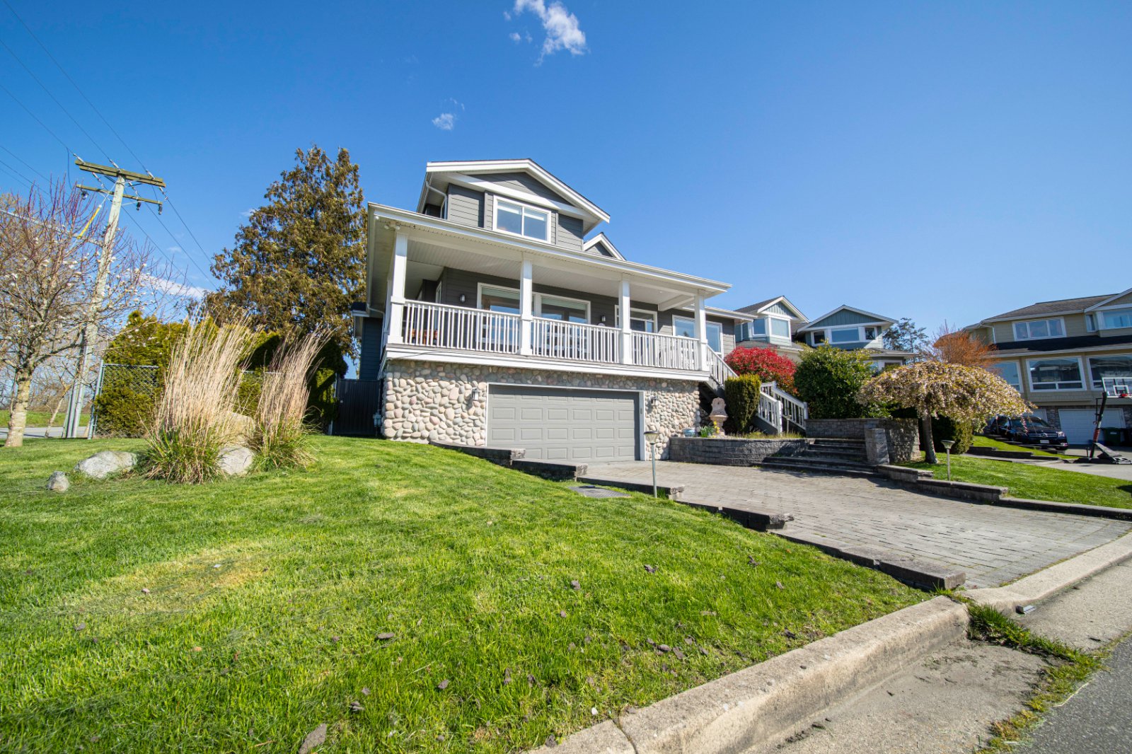 3 Bedroom House for Rent - Vermilyea Ct, Richmond, BC 2