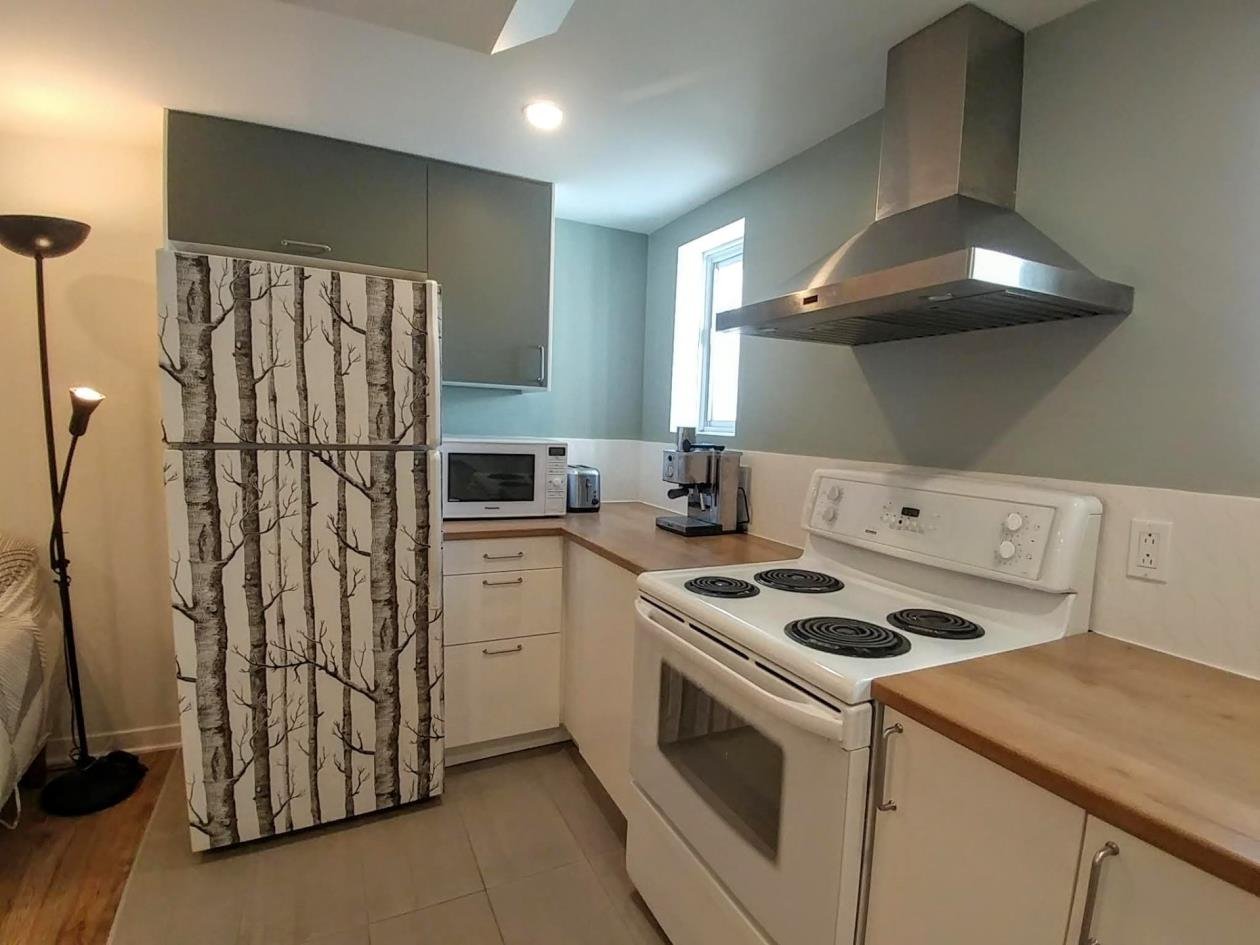 2 Bedroom Apartment for Rent - 10449 Rue Parthenais, Montréal, QC 2