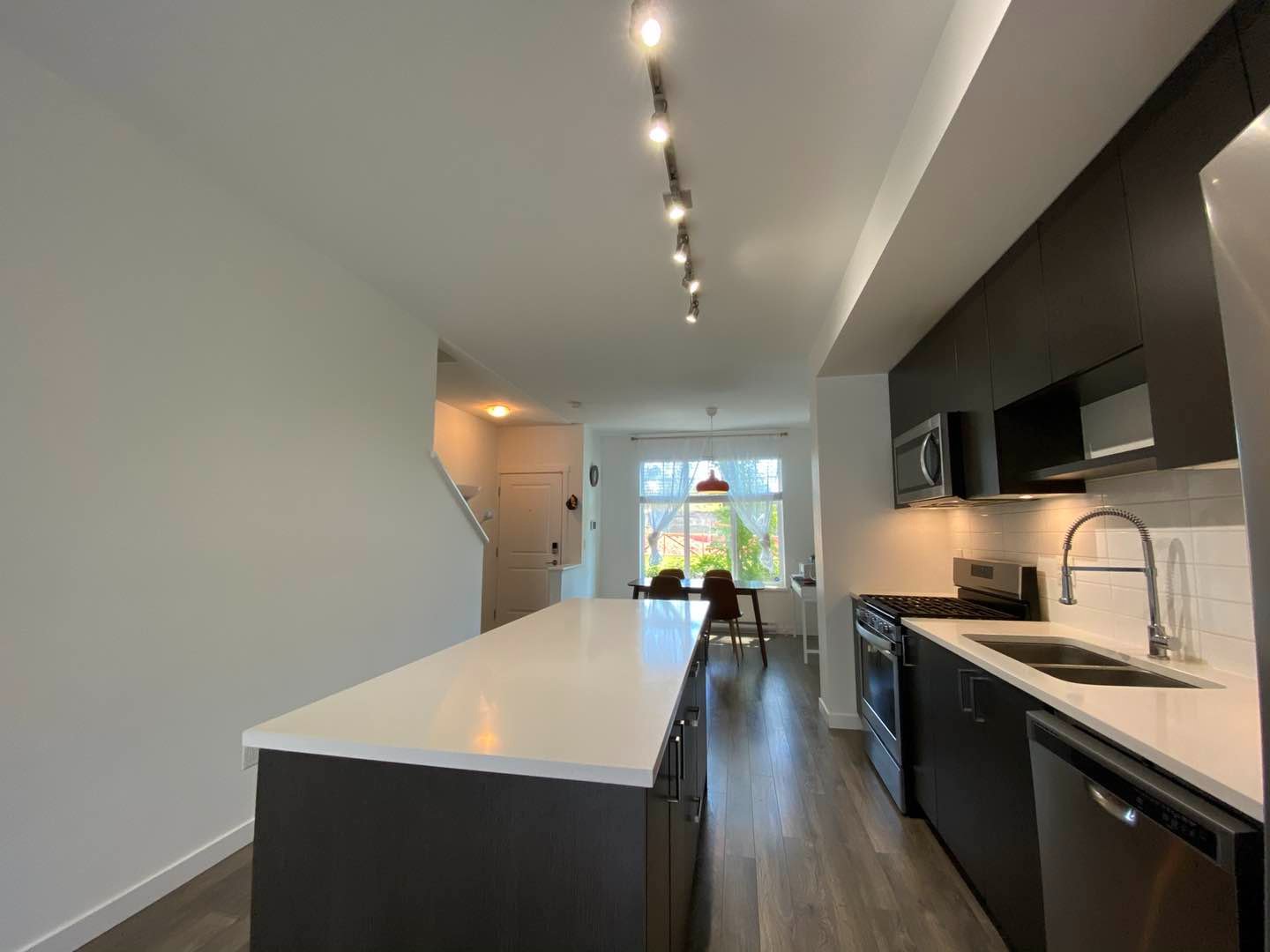 4 Bedroom Townhouse for Rent - 16678 25 Ave, Surrey, BC 2