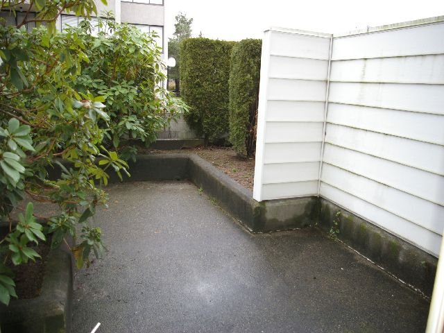 Studio Apartment for Rent - 707 Eighth Street, New Westminster, BC 3