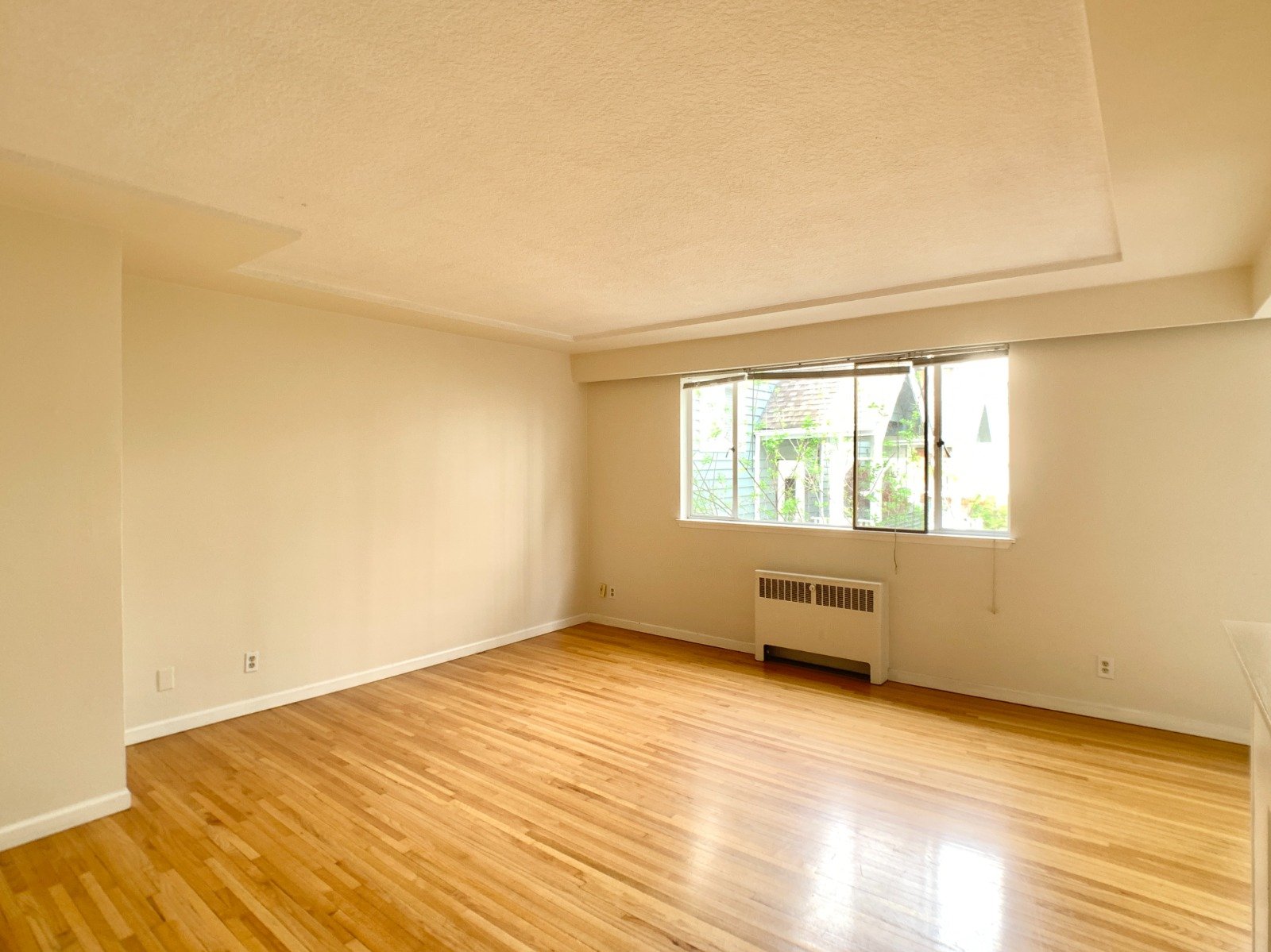 2 Bedroom Apartment for Rent - 132 4th St W, North Vancouver, BC 4