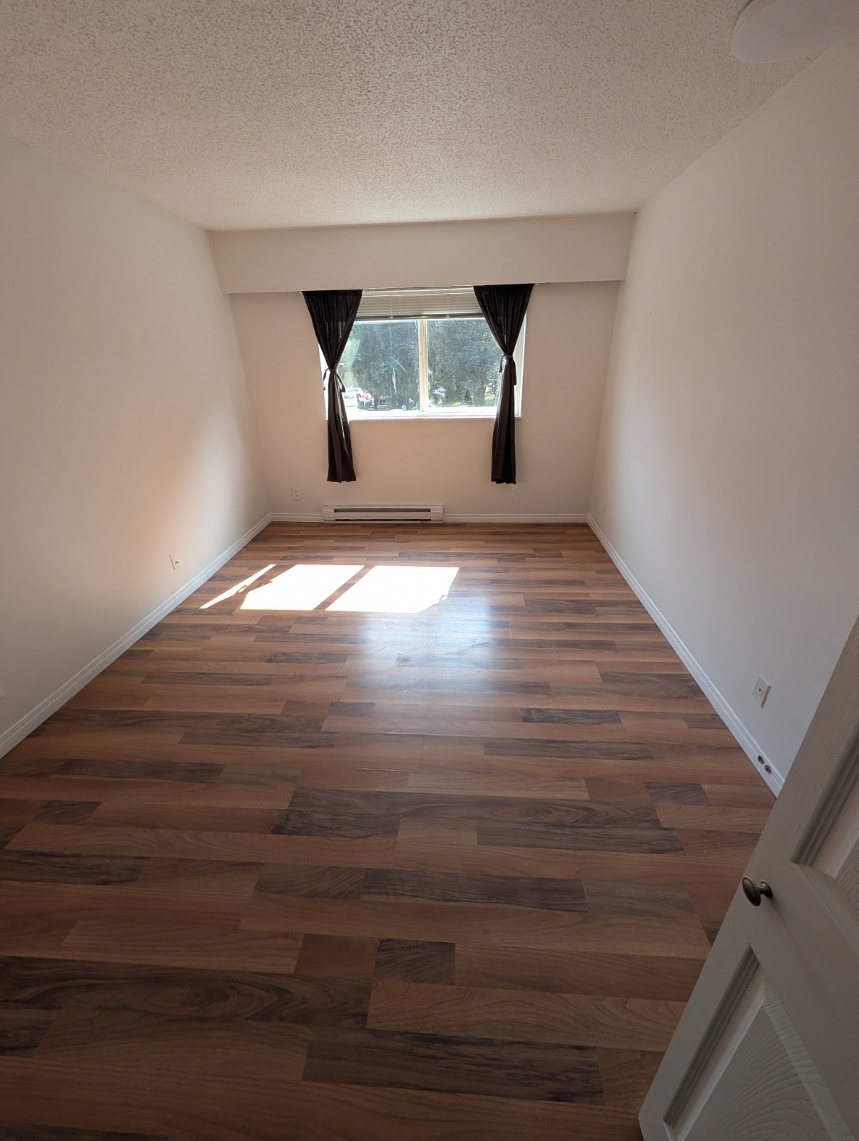 2 Bedroom Apartment for Rent - 2334 Marpole Ave, Port Coquitlam, BC 4