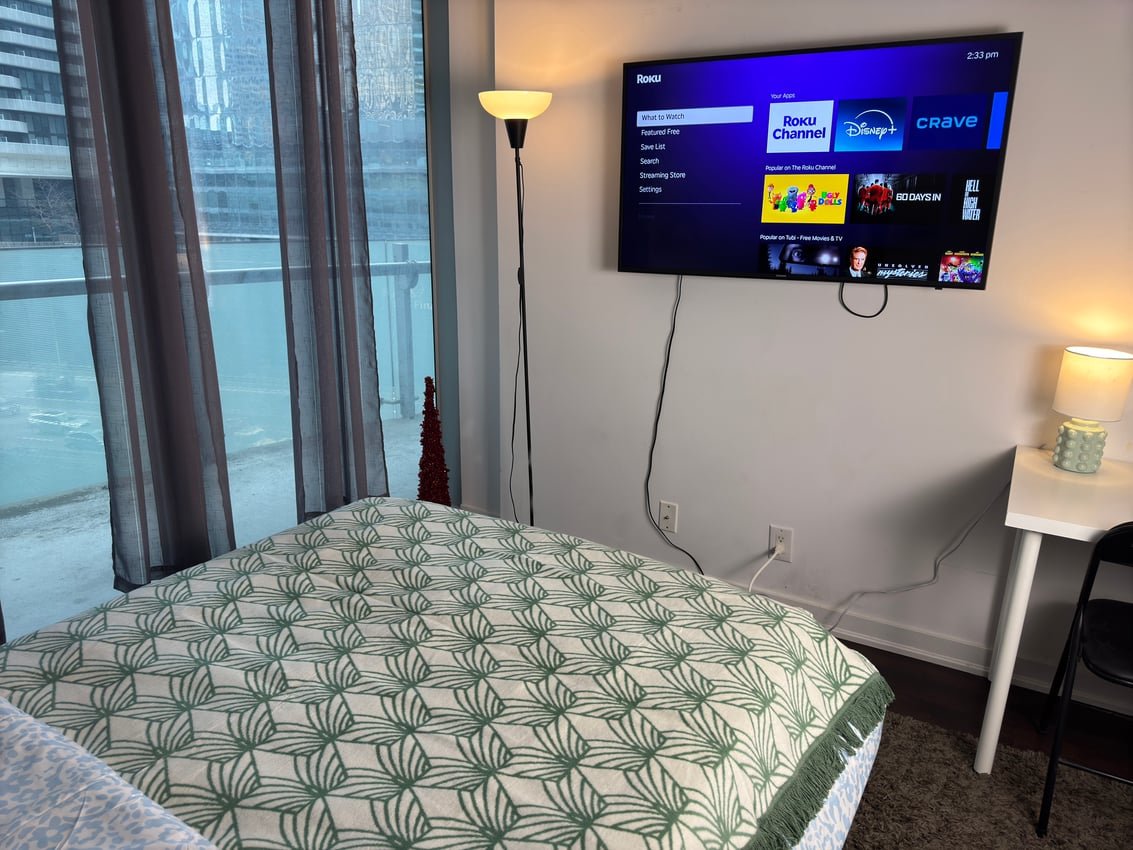Room in Apartment for Rent - 14 York St, Toronto, ON 2