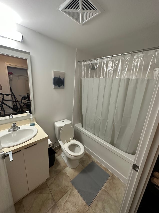 Room in Apartment for Rent - 14 York St, Toronto, ON 5