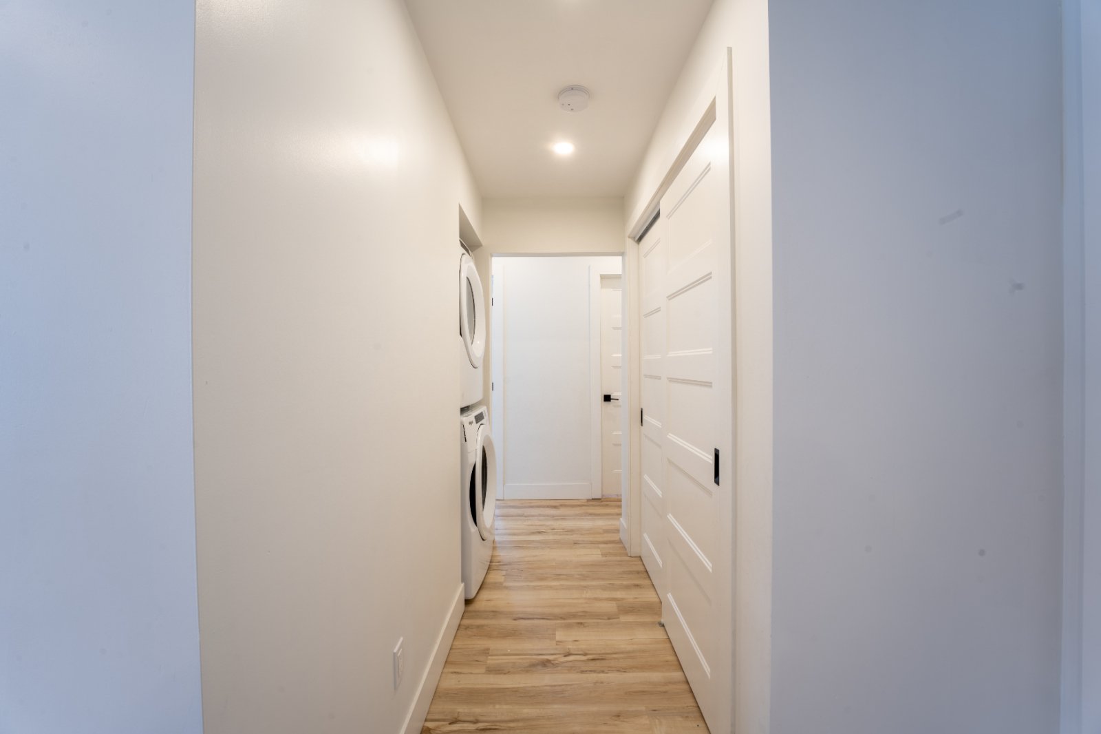 2 Bedroom Apartment for Rent - 5230 Avenue West Hill, Montréal, QC 3