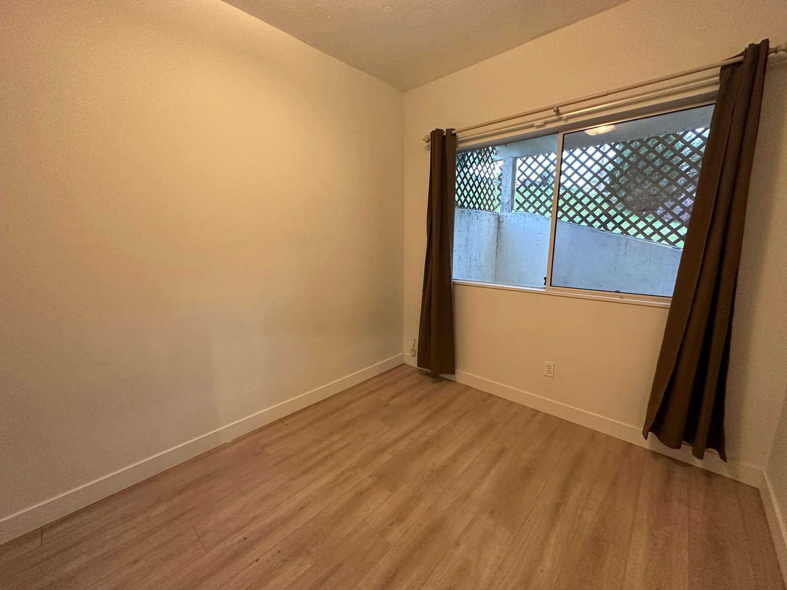2 Bedroom Private Suite for Rent - 2767 Babich Street, Abbotsford, BC 4