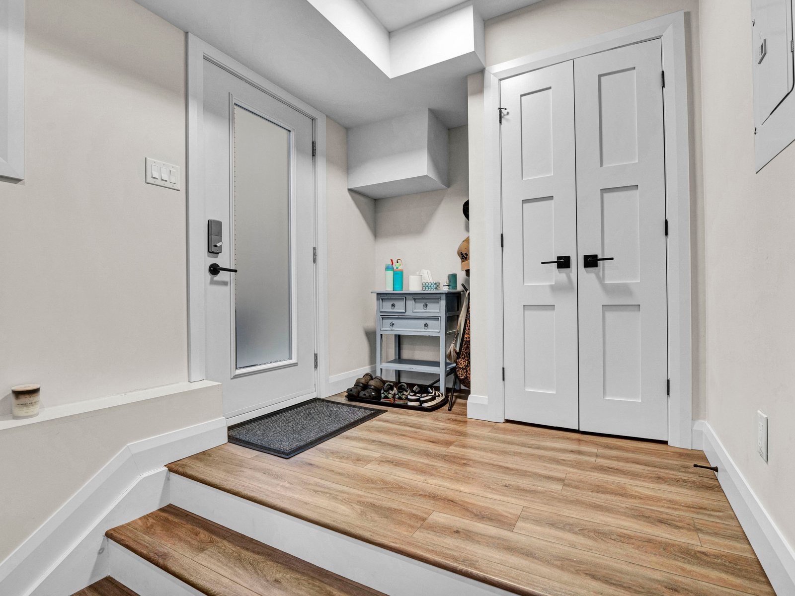 1 Bedroom Apartment for Rent - 320 Perrier Avenue, Vanier, ON 2