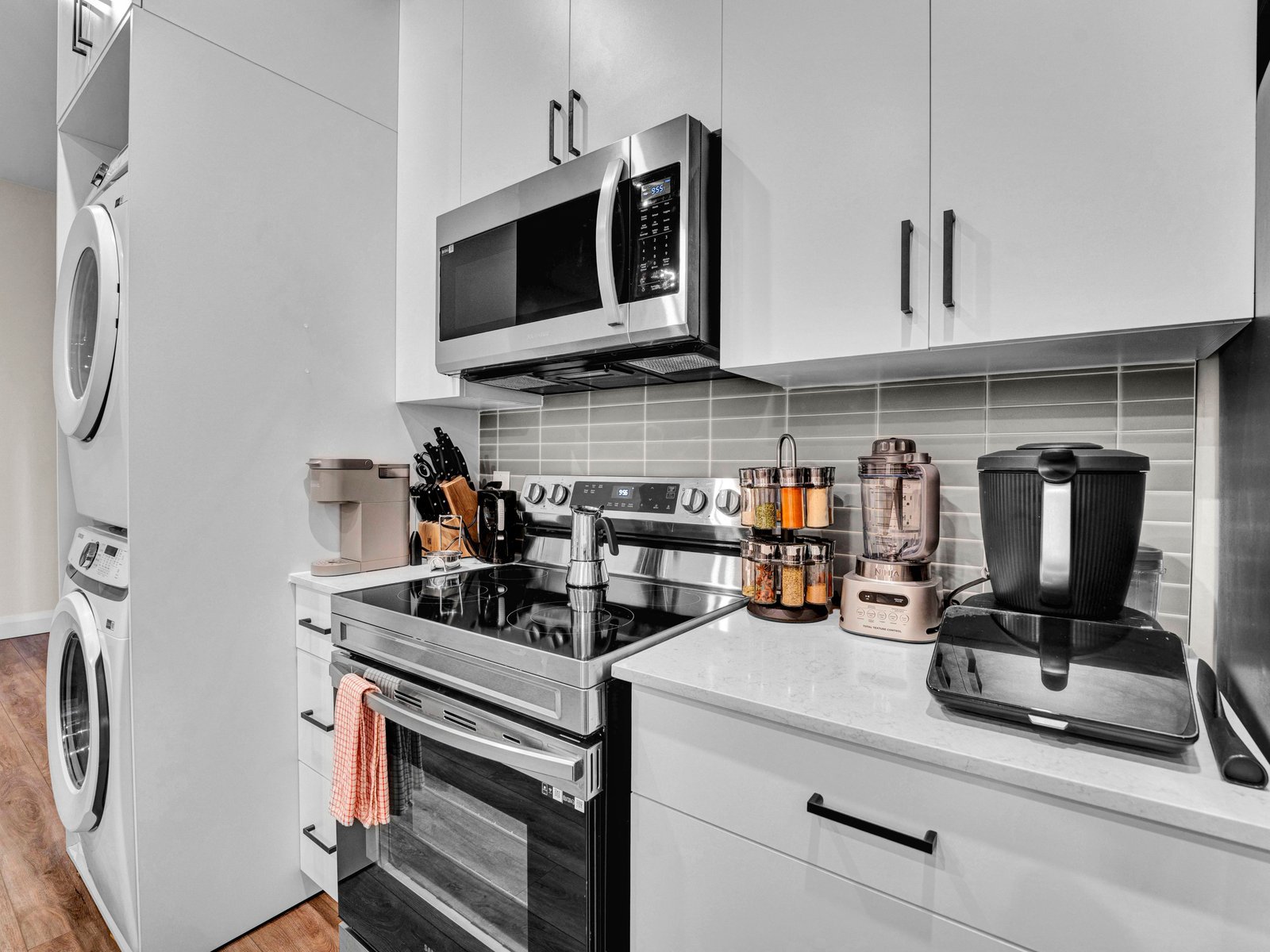 1 Bedroom Apartment for Rent - 320 Perrier Avenue, Vanier, ON 5